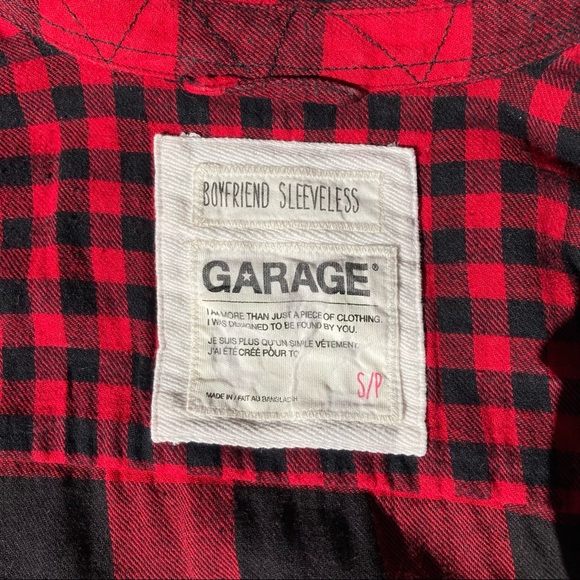 GARAGE Red plaid boyfriend sleeveless shirt - Picture 2 of 3